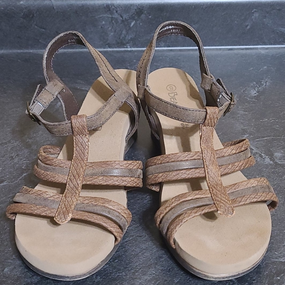 Bearpaw brown Slingback Sandals size 8